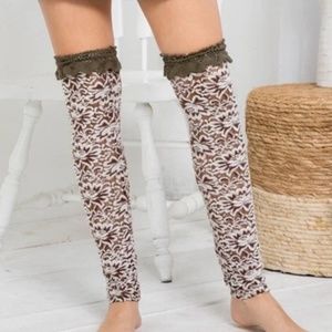 NWT Ryu A’reve Crochet Vintage Leg Warmers Over the Knee Boot Toppers Brown!